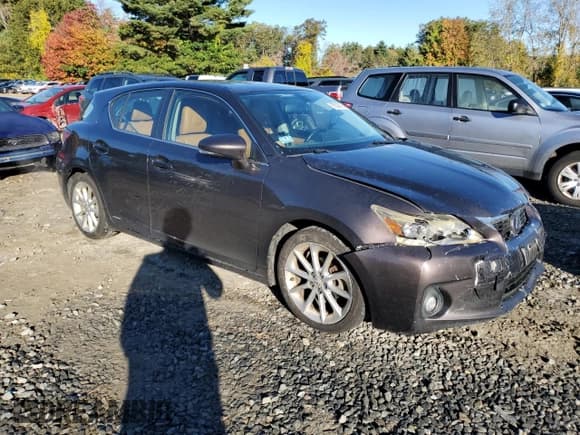 ✅ 2011 Lexus CT 200h • VIN: JTHKD5BHXB2035910 • Lot: 85866625. Listed on Copart with 354,846 mi. Free auction sales archive from the USA and detailed vehicle history report at DreamBid. Image 4.