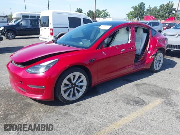 ✅ 2021 Tesla Model 3 Long Range • VIN: 5YJ3E1EB6MF879669 • Lot: 42332384. Wystawiony na IAAI z przebiegiem 81 548 mil. Bezpłatny archiwum sprzedaży aukcyjnych z USA i szczegółowy raport historii pojazdu na DreamBid. Zdjęcie 25.