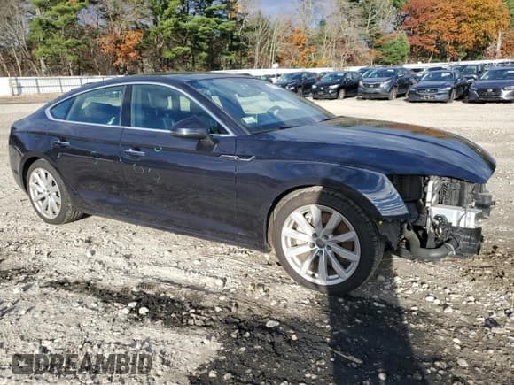 ✅ 2018 Audi A5 Sportback Premium Plus • VIN: WAUBNCF58JA119471 • Lot: 90792045. Wystawiony na Copart z przebiegiem 69 052 mil. Bezpłatny archiwum sprzedaży aukcyjnych z USA i szczegółowy raport historii pojazdu na DreamBid. Zdjęcie 4.