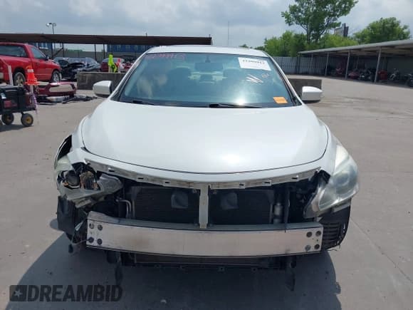 ✅ 2013 Nissan Altima SL • VIN: 1N4AL3AP0DN491399 • Лот: 42399913. Опубликован ранее на IAAI с пробегом 196 010 миль. Бесплатный доступ к архиву аукционных продаж из США и подробный отчёт об истории автомобиля на DreamBid. Изображение 13.