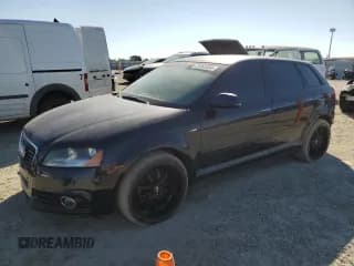 ✅ 2012 Audi A3 Premium • VIN: WAUBJAFM8CA117360 • Лот: 75763764. Опубликован ранее на Copart с пробегом 147 868 миль. Бесплатный доступ к архиву аукционных продаж из США и подробный отчёт об истории автомобиля на DreamBid. Изображение 1.