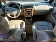 ✅ 2003 Oldsmobile Silhouette • VIN: 1GHDX13E13D205831 • Lot: 86275615. Wystawiony na Copart z przebiegiem 226 271 mil. Bezpłatny archiwum sprzedaży aukcyjnych z USA i szczegółowy raport historii pojazdu na DreamBid. Zdjęcie 8.