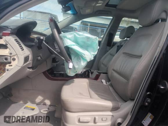 2008 Hyundai Azera Limited с VIN KMHFC46F68A252423, выставлен на аукционе Copart как лот 53674855 с пробегом 57 747 миль миль и На запчасти • Non repairable. История ставок и продаж доступна на DreamBid. Изображение 7.