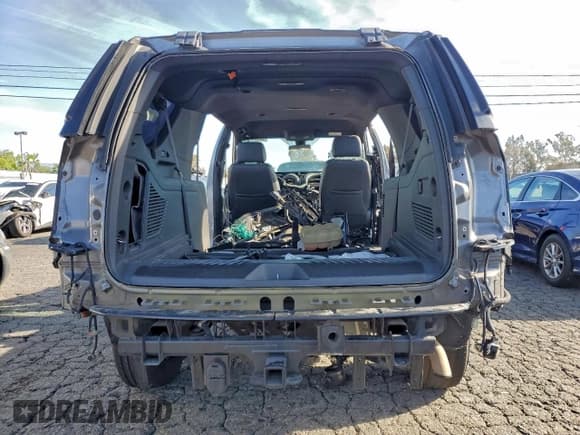 ✅ 2021 Chevrolet Suburban LS • VIN: 1GNSCBKD8MR382010 • Lot: 93961765. Listed on Copart with Not provided. Free auction sales archive from the USA and detailed vehicle history report at DreamBid. Image 6.