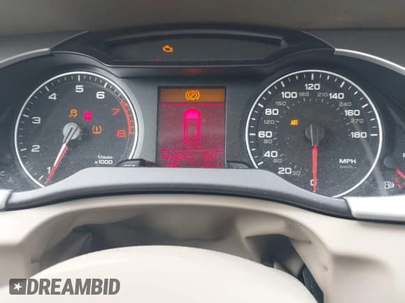 ✅ 2012 Audi A4 Premium • VIN: WAUBFAFL9CA116128 • Lot: 43169791. Wystawiony na IAAI z przebiegiem 141 454 mil. Bezpłatny archiwum sprzedaży aukcyjnych z USA i szczegółowy raport historii pojazdu na DreamBid. Zdjęcie 7.