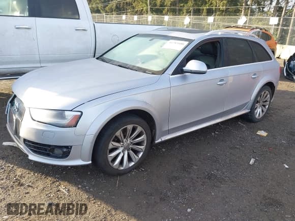 ✅ 2015 Audi allroad A4 Premium Plus • VIN: WA1UFAFL9FA109741 • Лот: 41283680. Опубликован ранее на IAAI с пробегом 116 755 миль. Бесплатный доступ к архиву аукционных продаж из США и подробный отчёт об истории автомобиля на DreamBid. Изображение 2.