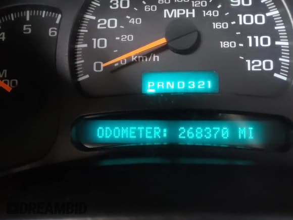 ✅ 2005 Chevrolet Silverado 2500HD LT • VIN: 1GCHC23U75F883040 • Lot: 43643562. Wystawiony na IAAI z przebiegiem 268 370 mil. Bezpłatny archiwum sprzedaży aukcyjnych z USA i szczegółowy raport historii pojazdu na DreamBid. Zdjęcie 15.