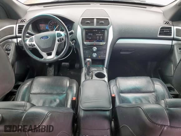 ✅ 2013 Ford Explorer XLT • VIN: 1FM5K7D88DGC09956 • Lot: 54583945. Wystawiony na Copart z przebiegiem 100 583 mil. Bezpłatny archiwum sprzedaży aukcyjnych z USA i szczegółowy raport historii pojazdu na DreamBid. Zdjęcie 8.