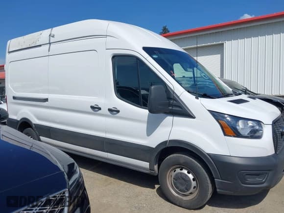 ✅ 2023 Ford Transit Cargo • VIN: 1FTBR1X84PKB02027 • Lot: 42062820. Listed on IAAI with 79,813 mi. Free auction sales archive from the USA and detailed vehicle history report at DreamBid. Image 13.