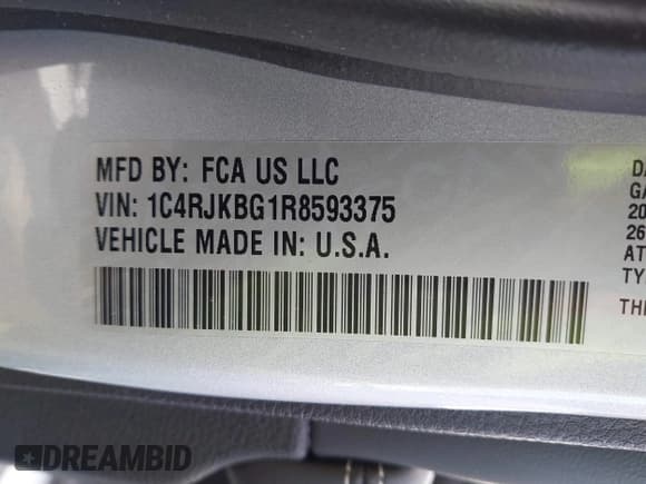 ✅ 2024 Jeep Grand Cherokee Limited • VIN: 1C4RJKBG1R8593375 • Lot: 43041236. Listed on IAAI with 8,584 mi. Free auction sales archive from the USA and detailed vehicle history report at DreamBid. Image 9.