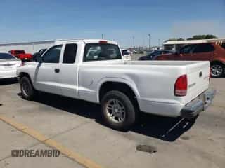 2004 Dodge Dakota z VIN 1D7GL12K44S653683, wystawiony jako Copart lot #69008954 z przebiegiem 135 546 mil mil oraz Szkoda całkowita • Salvage title. Historia ofert i sprzedaży dostępna na DreamBid. Obrazek 2.