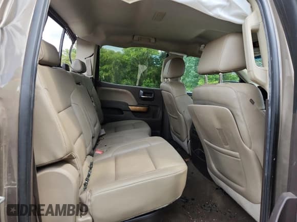 ✅ 2015 Chevrolet Silverado 1500 LTZ • VIN: 3GCPCSEC1FG389269 • Lot: 82091975. Listed on Copart with 199,423 mi. Free auction sales archive from the USA and detailed vehicle history report at DreamBid. Image 10.