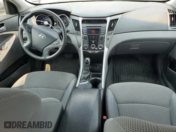 ✅ 2014 Hyundai Sonata GLS • VIN: 5NPEB4AC5EH831889 • Lot: 65207324. Listed on Copart with 118,324 mi. Free auction sales archive from the USA and detailed vehicle history report at DreamBid. Image 8.