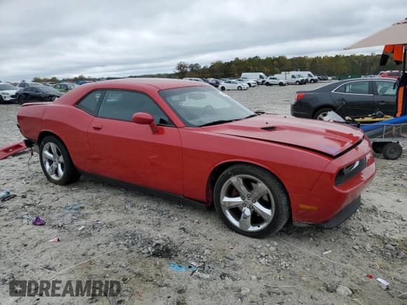 ✅ 2012 Dodge Challenger SXT Plus • VIN: 2C3CDYAG8CH131127 • Lot: 79948814. Wystawiony na Copart z przebiegiem 151 702 mil. Bezpłatny archiwum sprzedaży aukcyjnych z USA i szczegółowy raport historii pojazdu na DreamBid. Zdjęcie 4.
