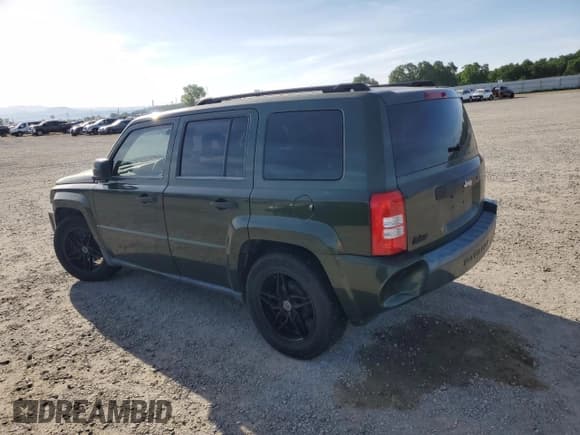 ✅ 2008 Jeep Patriot Sport • VIN: 1J8FT28008D773050 • Лот: 53341255. Опубликован ранее на Copart с пробегом 182 934 миль. Бесплатный доступ к архиву аукционных продаж из США и подробный отчёт об истории автомобиля на DreamBid. Изображение 2.