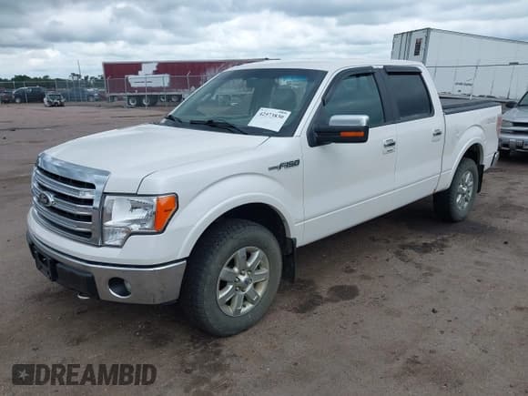 ✅ 2013 Ford F-150 XL • VIN: 1FTFW1EF5DFC88242 • Lot: 42573830. Listed on IAAI with 225,747 mi. Free auction sales archive from the USA and detailed vehicle history report at DreamBid. Image 2.