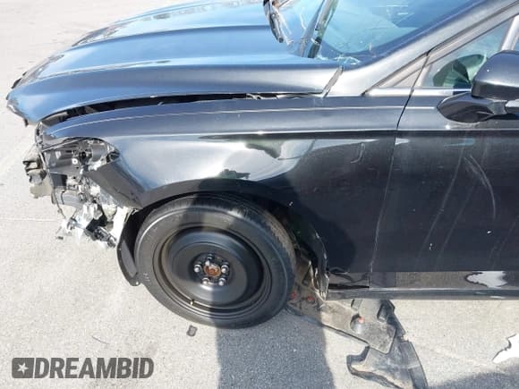 ✅ 2013 Ford Fusion SE • VIN: 3FA6P0HR8DR161071 • Lot: 43771084. Wystawiony na IAAI z przebiegiem 96 759 mil. Bezpłatny archiwum sprzedaży aukcyjnych z USA i szczegółowy raport historii pojazdu na DreamBid. Zdjęcie 14.