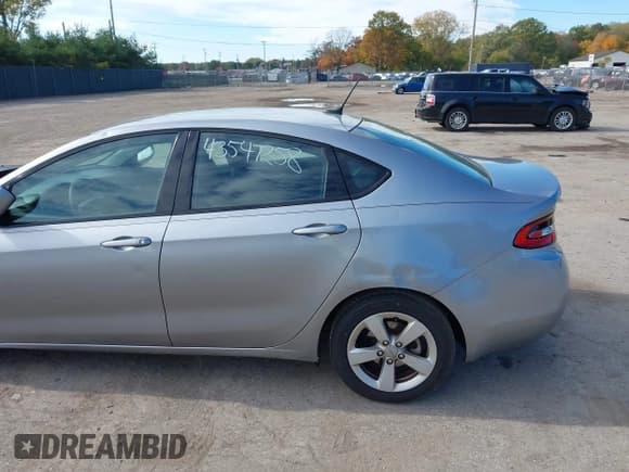 ✅ 2015 Dodge Dart SXT • VIN: 1C3CDFBB3FD363207 • Lot: 43547258. Listed on IAAI with 146,069 mi. Free auction sales archive from the USA and detailed vehicle history report at DreamBid. Image 18.