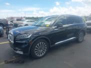 ✅ 2021 Lincoln Aviator Reserve • VIN: 5LM5J7WC0MGL12385 • Lot: 42472422. Wystawiony na IAAI z przebiegiem 20 404 mil. Bezpłatny archiwum sprzedaży aukcyjnych z USA i szczegółowy raport historii pojazdu na DreamBid. Zdjęcie 2.