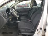 ✅ 2018 Nissan Versa SV • VIN: 3N1CN7AP8JL811913 • Lot: 89713875. Wystawiony na Copart z przebiegiem 125 935 mil. Bezpłatny archiwum sprzedaży aukcyjnych z USA i szczegółowy raport historii pojazdu na DreamBid. Zdjęcie 7.