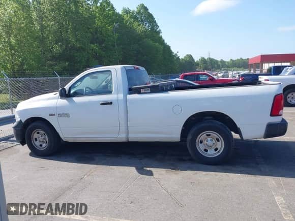 2016 Ram 1500 Tradesman с VIN 3C6JR6DT0GG238848, выставлен на аукционе IAAI как лот 42139026 с пробегом 187 935 миль миль и . История ставок и продаж доступна на DreamBid. Изображение 14.