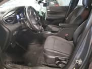 ✅ 2020 Buick Encore GX Preferred • VIN: KL4MMBS23LB093549 • Lot: 80292875. Wystawiony na Copart z przebiegiem 90 692 mil. Bezpłatny archiwum sprzedaży aukcyjnych z USA i szczegółowy raport historii pojazdu na DreamBid. Zdjęcie 7.