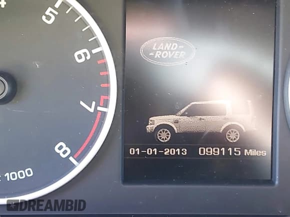 ✅ 2015 Land Rover LR4 HSE • VIN: SALAG2V69FA765454 • Лот: 42561781. Опубликован ранее на IAAI с пробегом 99 115 миль. Бесплатный доступ к архиву аукционных продаж из США и подробный отчёт об истории автомобиля на DreamBid. Изображение 15.