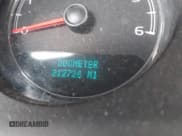 ✅ 2013 Chevrolet Tahoe LTZ • VIN: 1GNSCCE02DR165406 • Lot: 42798022. Listed on IAAI with 212,726 mi. Free auction sales archive from the USA and detailed vehicle history report at DreamBid. Image 15.