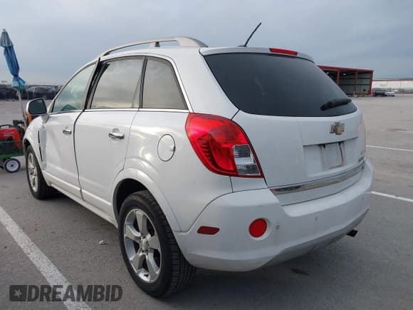 ✅ 2014 Chevrolet Captiva Sport LTZ • VIN: 3GNAL4EK6ES631467 • Lot: 40948171. Wystawiony na IAAI z przebiegiem 146 395 mil. Bezpłatny archiwum sprzedaży aukcyjnych z USA i szczegółowy raport historii pojazdu na DreamBid. Zdjęcie 3.