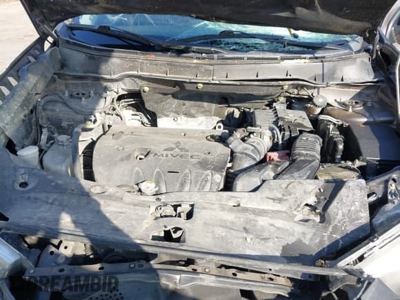 ✅ 2018 Mitsubishi Outlander ES • VIN: JA4AP3AU2JZ027727 • Lot: 43492748. Wystawiony na IAAI z przebiegiem 158 616 mil. Bezpłatny archiwum sprzedaży aukcyjnych z USA i szczegółowy raport historii pojazdu na DreamBid. Zdjęcie 10.