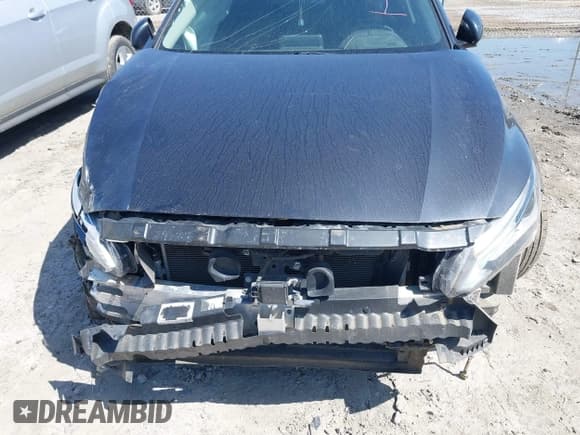 ✅ 2019 Nissan Altima SV • VIN: 1N4BL4DV9KC131027 • Lot: 42014032. Listed on IAAI with 78,306 mi. Free auction sales archive from the USA and detailed vehicle history report at DreamBid. Image 12.