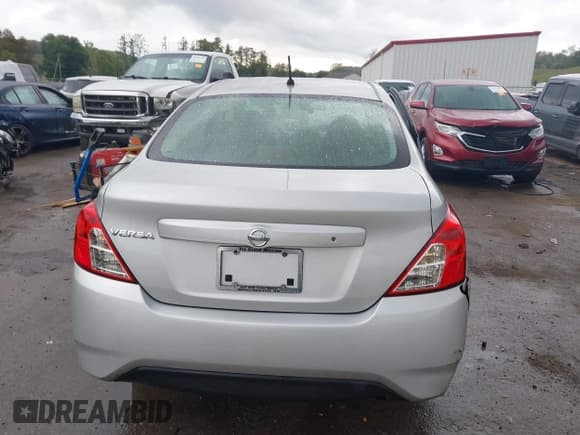 ✅ 2016 Nissan Versa S • VIN: 3N1CN7AP4GL891638 • Lot: 43282463. Listed on IAAI with 123,532 mi. Free auction sales archive from the USA and detailed vehicle history report at DreamBid. Image 16.
