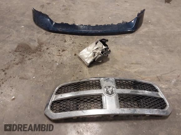 ✅ 2020 Ram 1500 SLT • VIN: 3C6RR7LT5LG152505 • Lot: 41788316. Listed on IAAI with 70,545 mi. Free auction sales archive from the USA and detailed vehicle history report at DreamBid. Image 19.