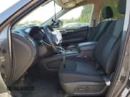 ✅ 2020 Nissan Pathfinder SV • VIN: 5N1DR2BM0LC610210 • Lot: 71852365. Wystawiony na Copart z przebiegiem 124 149 mil. Bezpłatny archiwum sprzedaży aukcyjnych z USA i szczegółowy raport historii pojazdu na DreamBid. Zdjęcie 7.