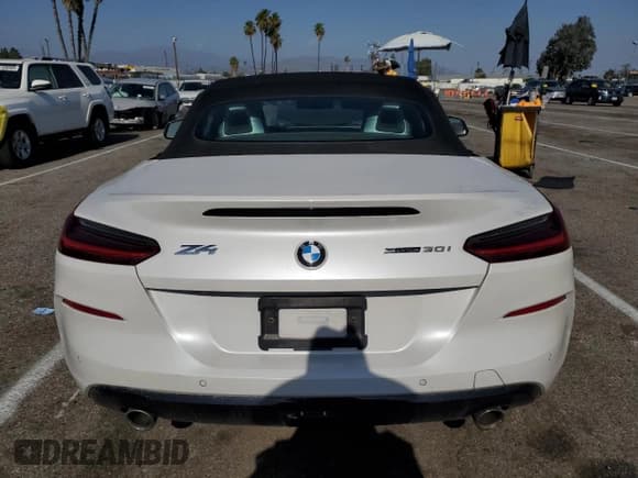 ✅ 2022 BMW Z4 sDrive30i • VIN: WBAHF3C02NWX82592 • Lot: 54182084. Listed on Copart with 26,809 mi. Free auction sales archive from the USA and detailed vehicle history report at DreamBid. Image 6.