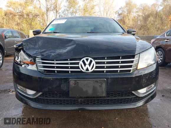 ✅ 2014 Volkswagen Passat SE • VIN: 1VWBN7A3XEC086240 • Lot: 43634562. Listed on IAAI with 161,540 mi. Free auction sales archive from the USA and detailed vehicle history report at DreamBid. Image 6.