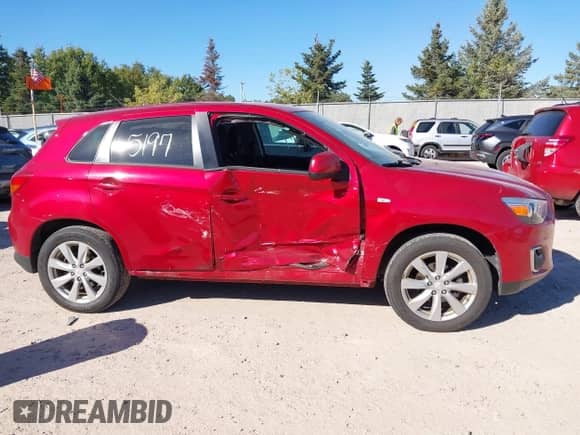 2015 Mitsubishi Outlander ES с VIN 4A4AR3AU0FE058031, выставлен на аукционе IAAI как лот 43405197 с пробегом 113 149 миль миль и . История ставок и продаж доступна на DreamBid. Изображение 13.