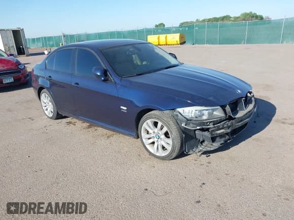 ✅ 2011 BMW 3 Series 335i xDrive • VIN: WBAPL5G56BNN22042 • Lot: 42232806. Listed on IAAI with 118,567 mi. Free auction sales archive from the USA and detailed vehicle history report at DreamBid. Image 1.