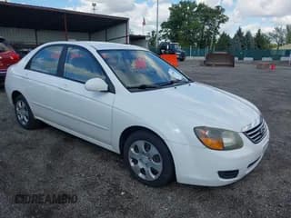 ✅ 2009 Kia Spectra EX • VIN: KNAFE222395646958 • Lot: 43398581. Wystawiony na IAAI z przebiegiem 187 250 mil. Bezpłatny archiwum sprzedaży aukcyjnych z USA i szczegółowy raport historii pojazdu na DreamBid. Zdjęcie 1.