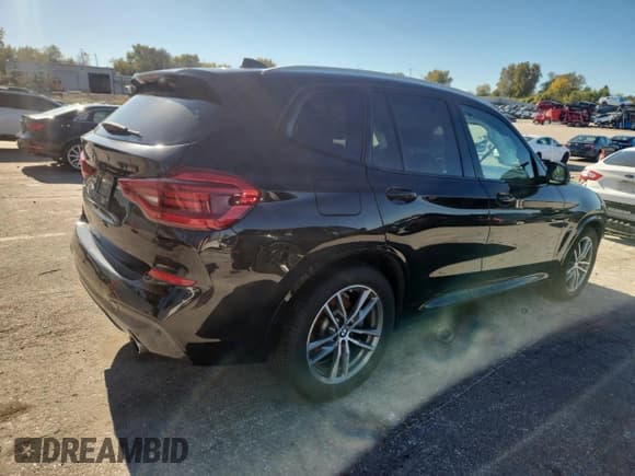 ✅ 2018 BMW X3 xDrive30i • VIN: 5UXTR9C55JLD68027 • Lot: 90712765. Wystawiony na Copart z przebiegiem Nie podano. Bezpłatny archiwum sprzedaży aukcyjnych z USA i szczegółowy raport historii pojazdu na DreamBid. Zdjęcie 3.