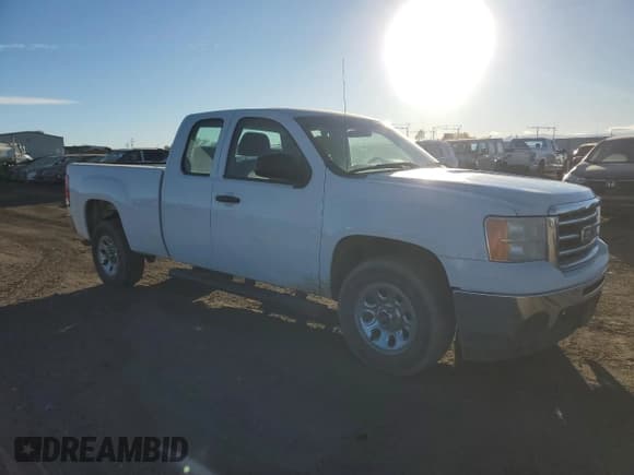 ✅ 2013 GMC Sierra 1500 Work Truck • VIN: 1GTR1TE01DZ404246 • Лот: 84040305. Опубликован ранее на Copart с пробегом 213 430 миль. Бесплатный доступ к архиву аукционных продаж из США и подробный отчёт об истории автомобиля на DreamBid. Изображение 4.