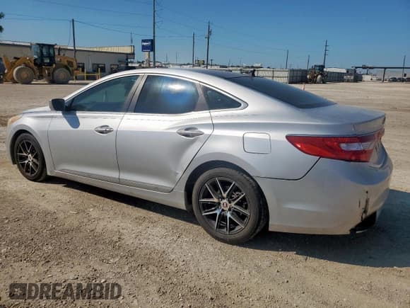 ✅ 2012 Hyundai Azera • VIN: KMHFH4JG8CA180568 • Лот: 71620145. Опубликован ранее на Copart с пробегом 192 343 миль. Бесплатный доступ к архиву аукционных продаж из США и подробный отчёт об истории автомобиля на DreamBid. Изображение 2.