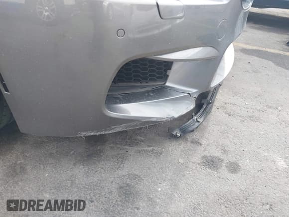 ✅ 2015 BMW M6 • VIN: WBS6C9C53FD467775 • Lot: 43609857. Listed on IAAI with 67,602 mi. Free auction sales archive from the USA and detailed vehicle history report at DreamBid. Image 6.