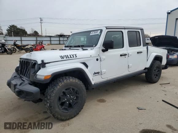 ✅ 2022 Jeep Gladiator Willys Sport • VIN: 1C6HJTAG8NL174800 • Lot: 46786905. Wystawiony na Copart z przebiegiem 28 527 mil. Bezpłatny archiwum sprzedaży aukcyjnych z USA i szczegółowy raport historii pojazdu na DreamBid. Zdjęcie 1.