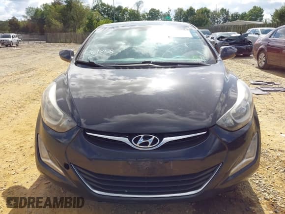 ✅ 2015 Hyundai Elantra SE • VIN: KMHDH4AE3FU261258 • Lot: 43357211. Listed on IAAI with 201,597 mi. Free auction sales archive from the USA and detailed vehicle history report at DreamBid. Image 6.