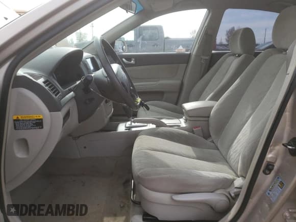 ✅ 2006 Hyundai Sonata GL • VIN: KMHET46C06A179743 • Лот: 71206864. Опубликован ранее на Copart с пробегом 339 984 миль. Бесплатный доступ к архиву аукционных продаж из США и подробный отчёт об истории автомобиля на DreamBid. Изображение 7.