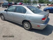 ✅ 2000 Infiniti G20 Luxury • VIN: JNKCP11A2YT350566 • Lot: 42963376. Listed on IAAI with 204,843 mi. Free auction sales archive from the USA and detailed vehicle history report at DreamBid. Image 3.