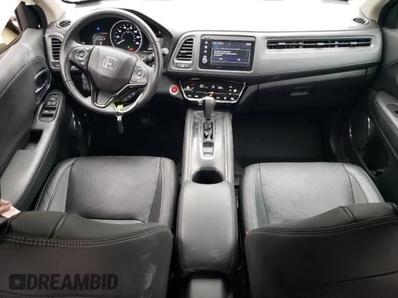 ✅ 2020 Honda HR-V EX-L • VIN: 3CZRU6H74LM701183 • Lot: 69685575. Listed on Copart with 48,591 mi. Free auction sales archive from the USA and detailed vehicle history report at DreamBid. Image 8.