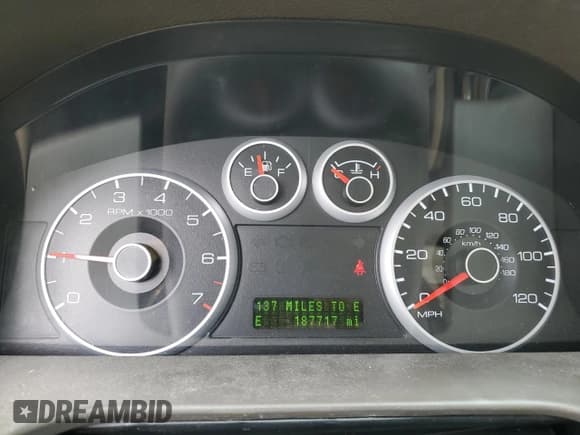 ✅ 2007 Ford Fusion SEL • VIN: 3FAHP08177R107154 • Lot: 82505155. Listed on Copart with 187,717 mi. Free auction sales archive from the USA and detailed vehicle history report at DreamBid. Image 9.