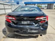 ✅ 2014 Toyota Camry SE • VIN: 4T1BF1FK1EU741355 • Лот: 71713955. Опубликован ранее на Copart с пробегом 151 547 миль. Бесплатный доступ к архиву аукционных продаж из США и подробный отчёт об истории автомобиля на DreamBid. Изображение 6.